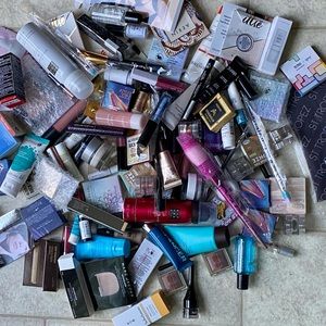 New Skincare & Makeup Bundle